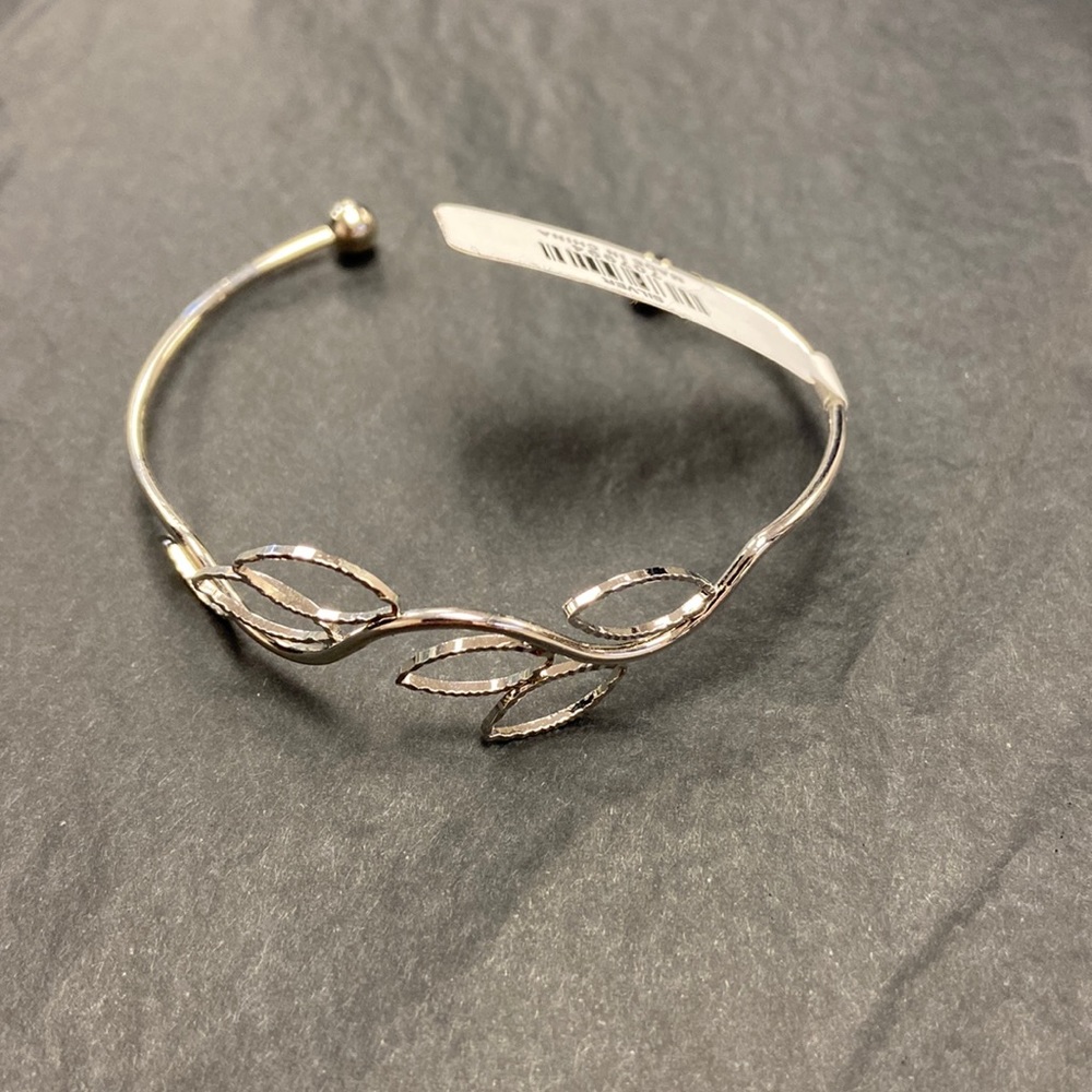 Leaf bangle